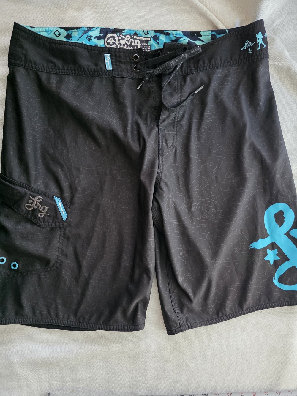 Lrg Men's Black Swim Board Shorts with Teal Accents 36